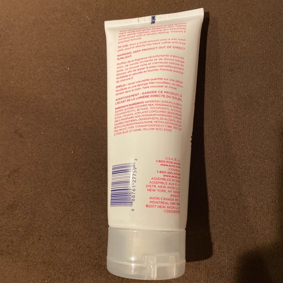 Avon Magical Feerie Hydrating Shower Gel Bergamot Vanilla Apricot 6.7 FL OZ New - Picture 2 of 2